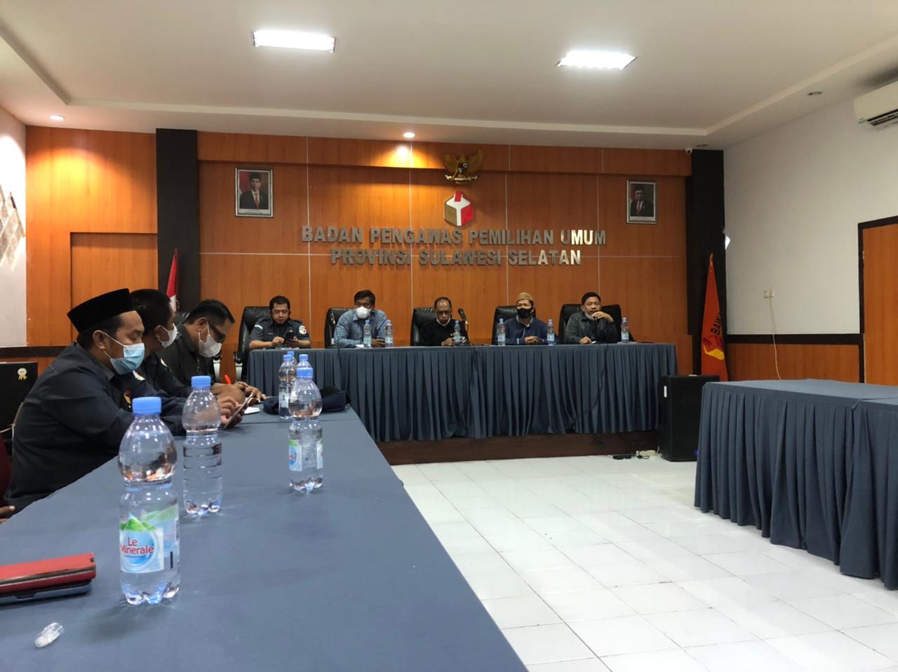 Ketua Bawaslu Sidrap, hadiri Kegiatan Evaluasi dan Laporan Penyelesaian Sengketa Bawaslu Sulsel