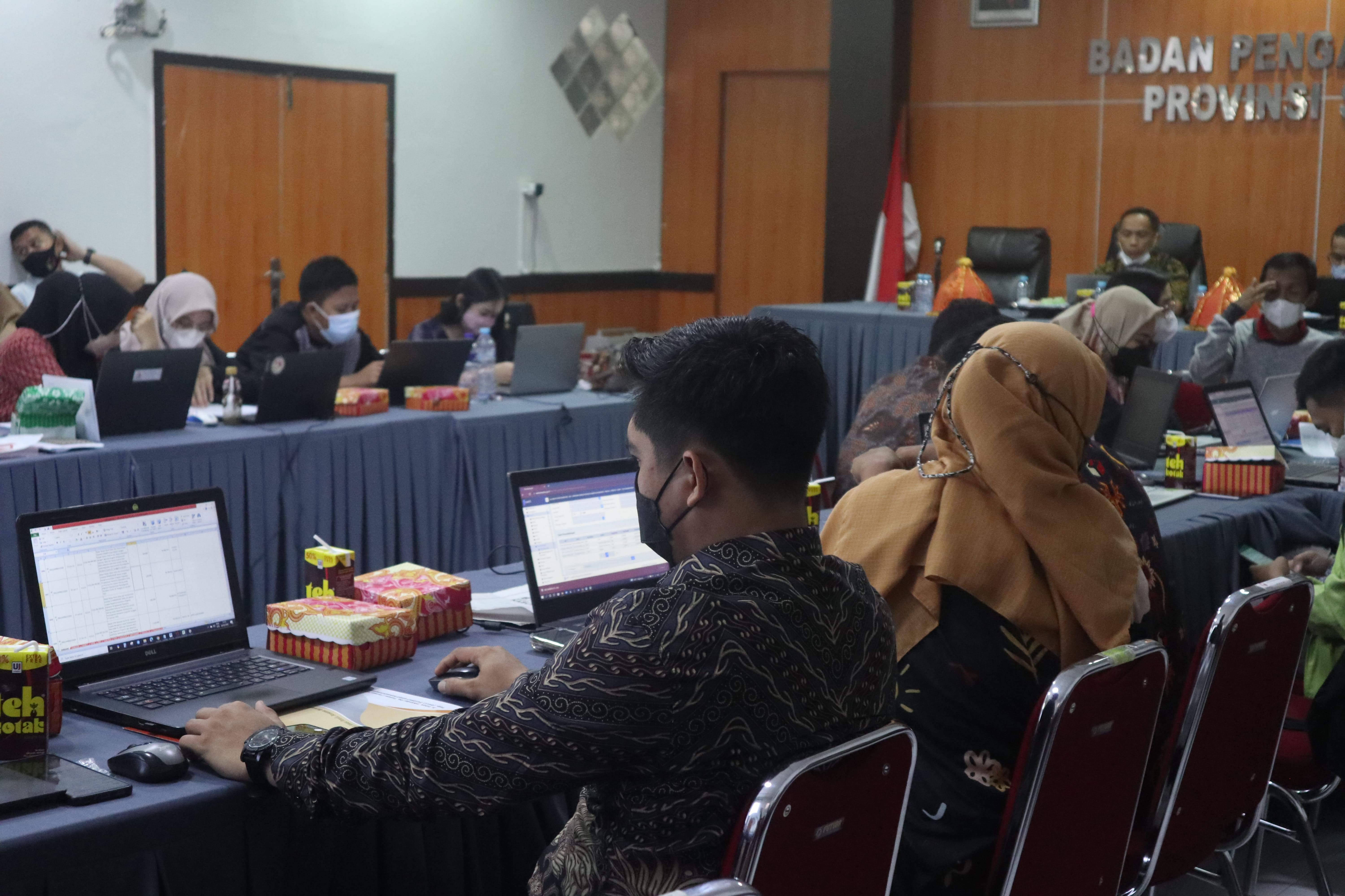 Bawaslu Sulsel Gelar Bimtek Aplikasi Sakti bagi Sekretariat di 24 Kabupaten/Kota
