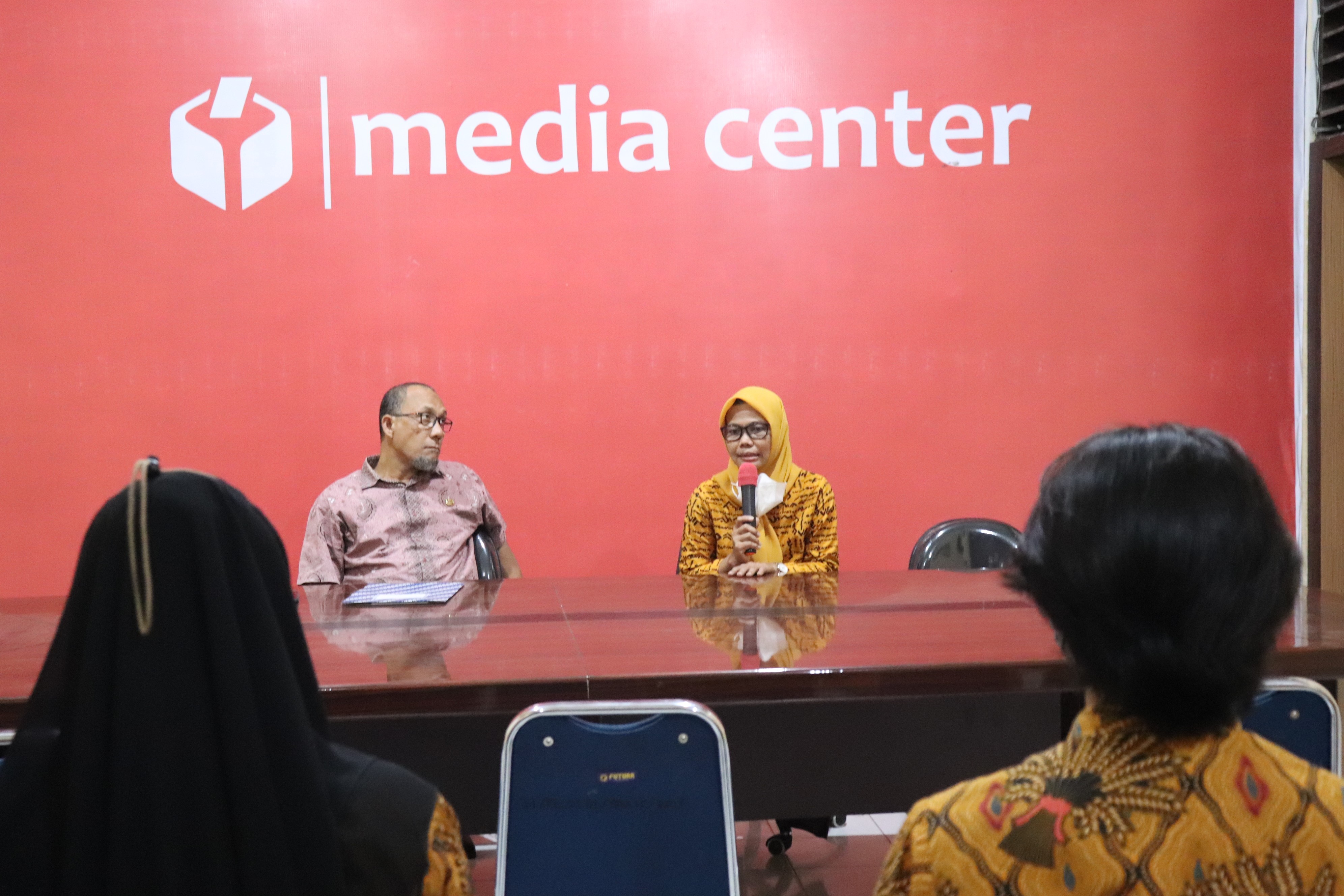 Rapat bersama Koorsek dan jajaran Sekretariat, Asma Salam berharap dapat memperkuat Kerja Sama