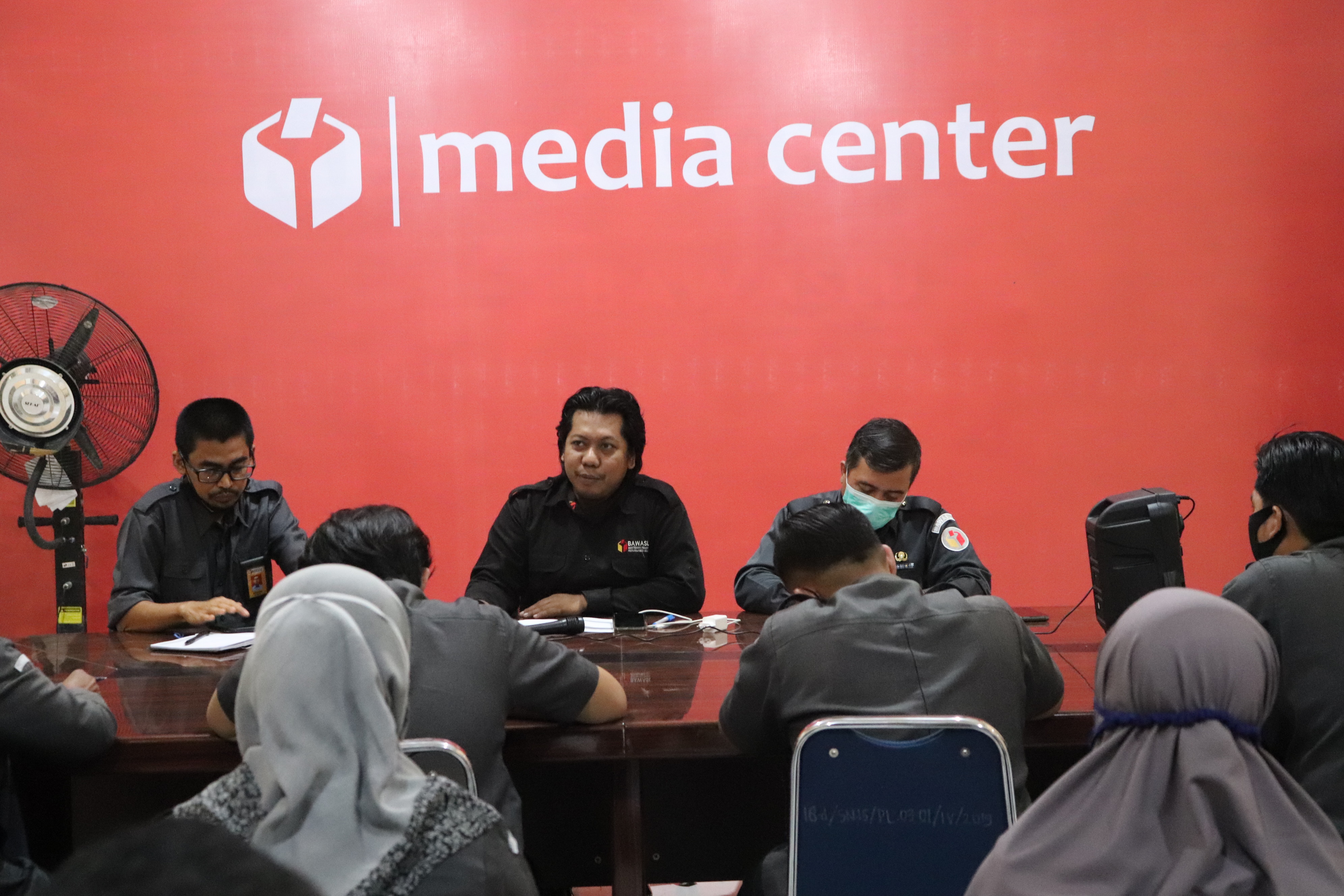 Bawaslu Kabupaten Sidenreng Rappang menindaklanjuti Hasil Kegiatan Evaluasi Produk Hukum