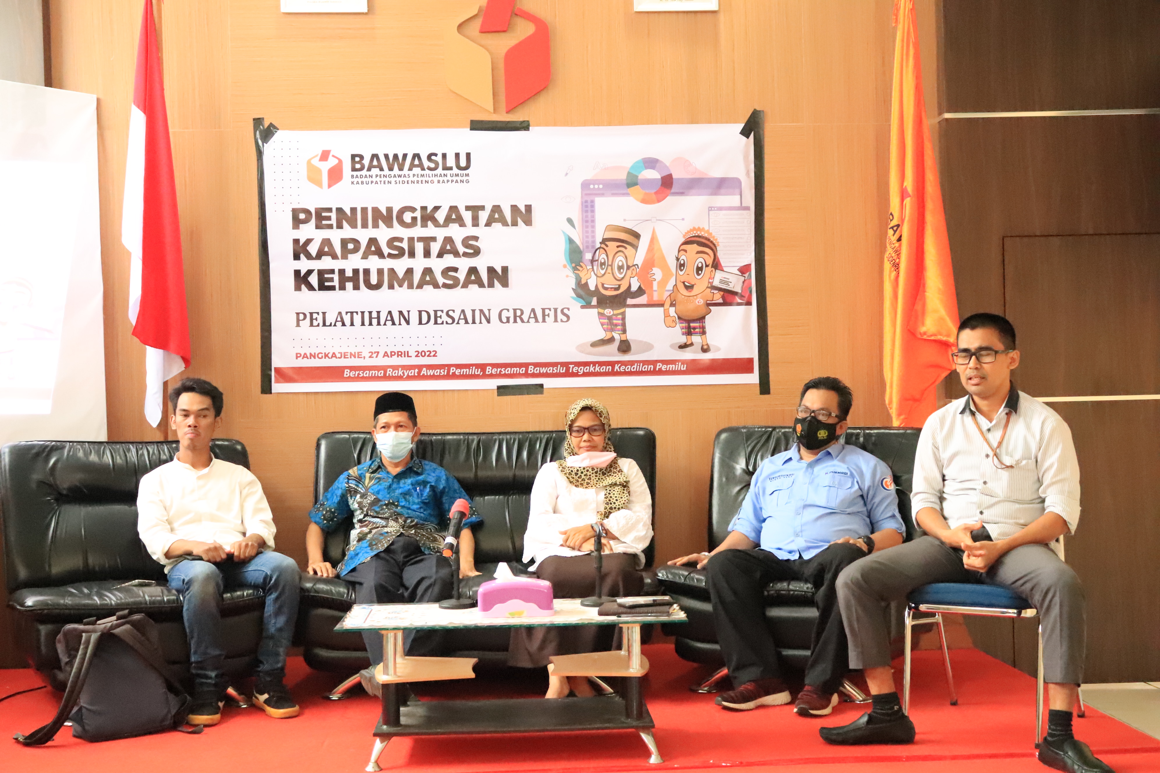 Perkuat Kinerja Kehumasan, Bawaslu Sidrap gelar Rapat Peningkatan Kapasitas Kehumasan
