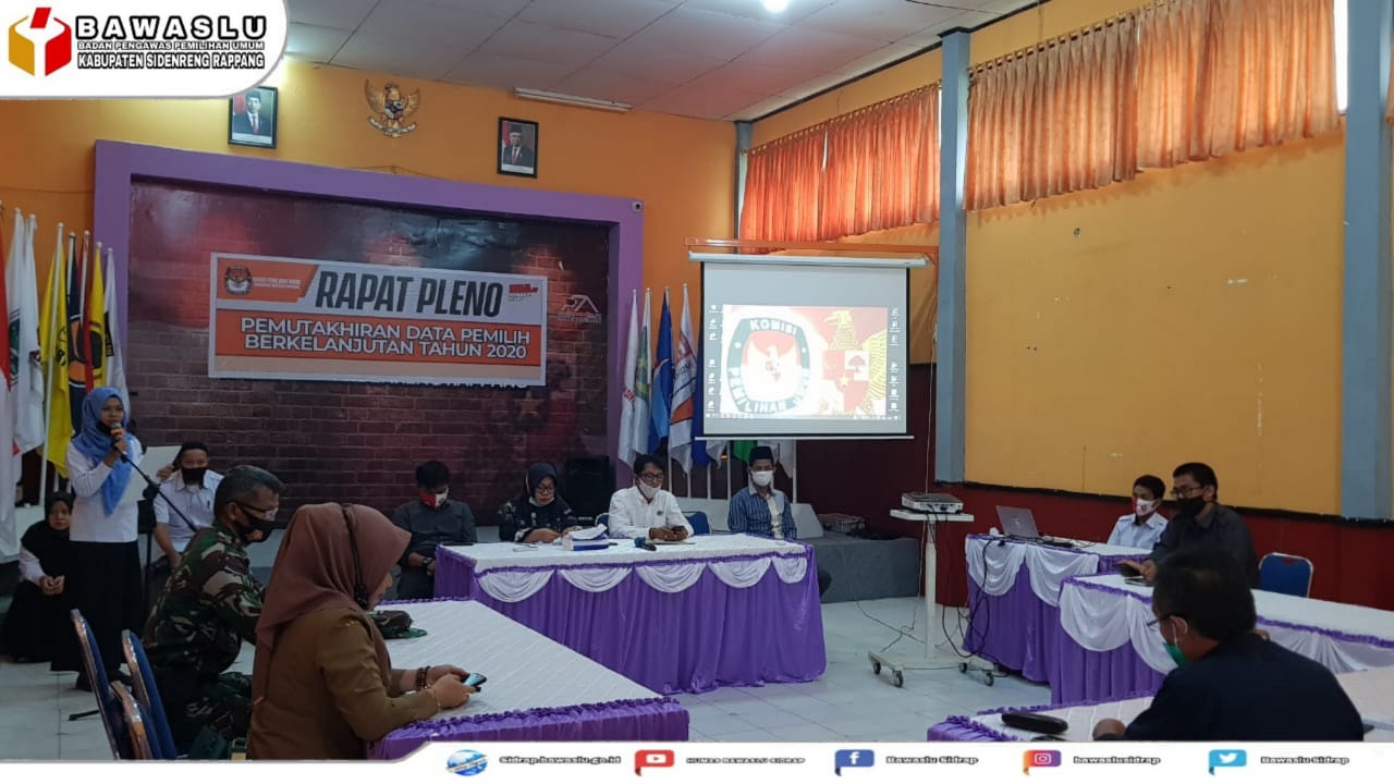 Pimpinan Bawaslu Sidrap Hadiri Rapat Pleno Terbuka Pemutakhiran Data Pemilih Berkelanjutan (DPB) Periode Oktober 2020
