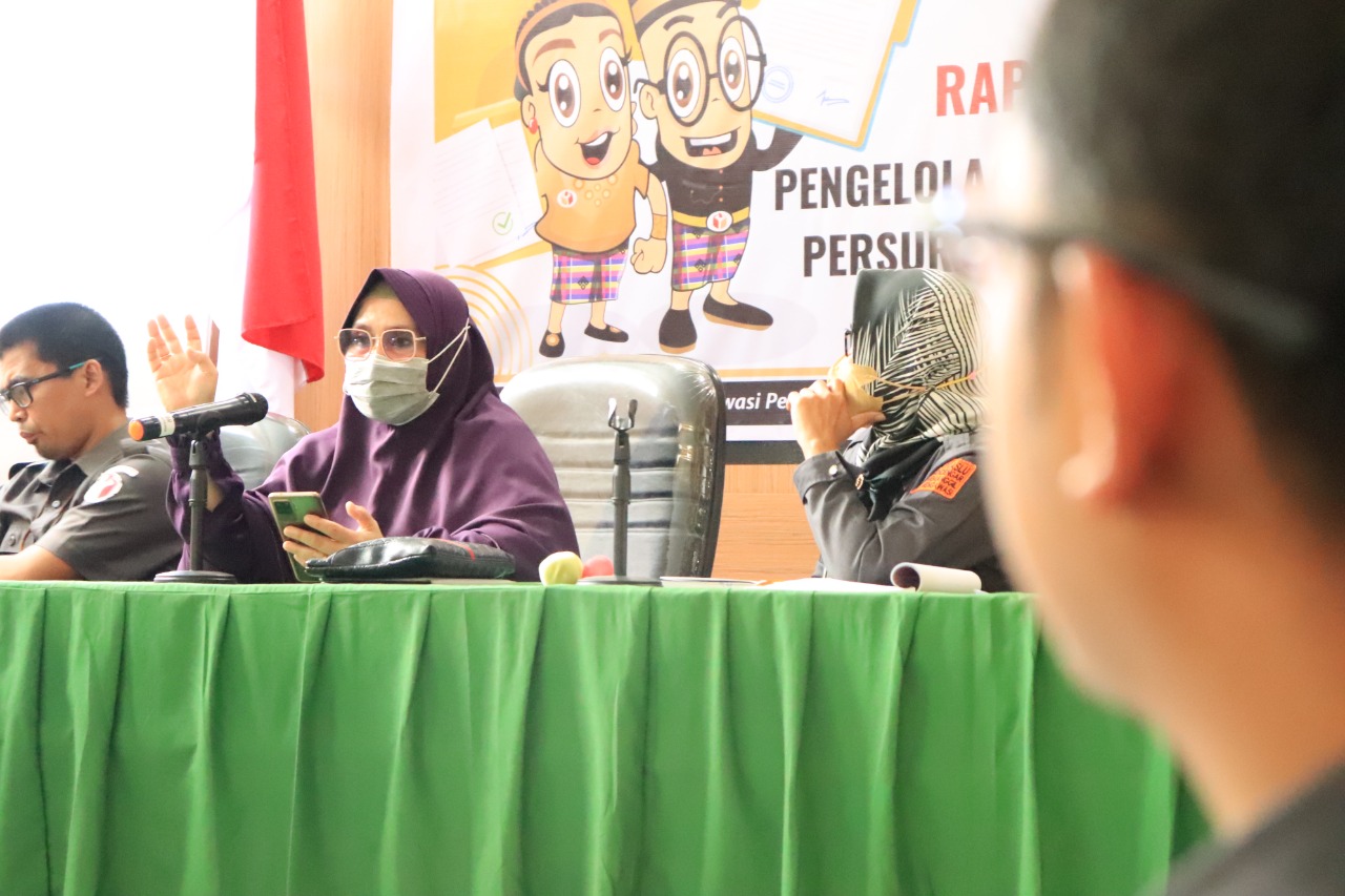 Hadir disidrap, Hasmaniar Bachrun menekankan pentingnya pengelolaan ketatausahaan dan kearsipan