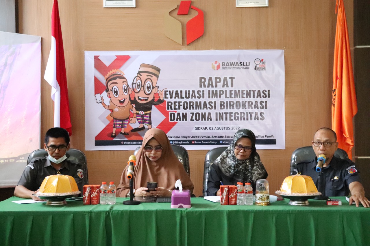 Bawaslu Sidrap Gelar Rapat Evaluasi Implementasi RB dan ZI