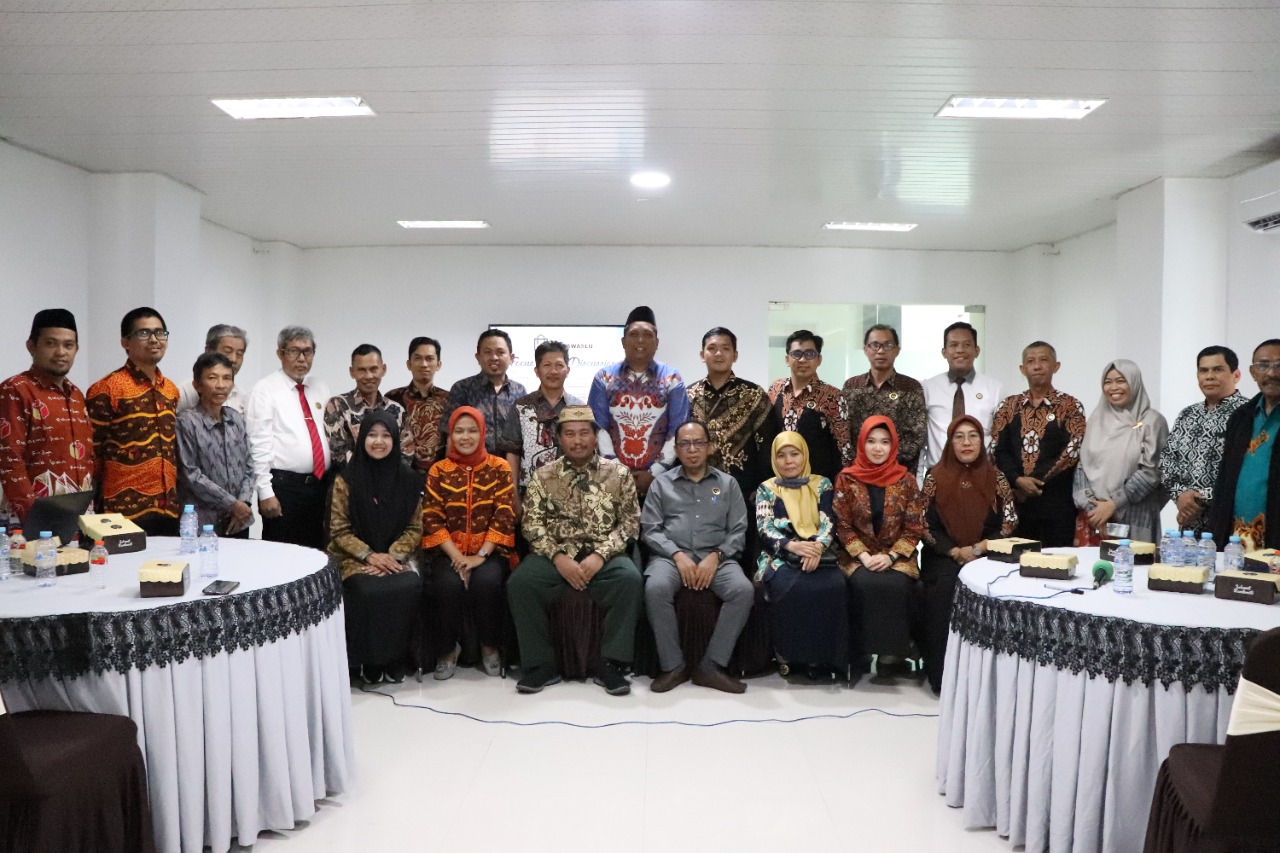 Bawaslu Sidrap Teken MoU bersama IAIN Pare – Pare