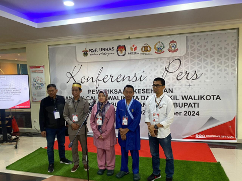 Foto Pasangan Sarkanaah