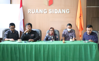 Bawaslu Gelar Rapat Barang Dugaan Pelanggaran