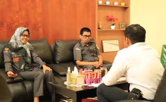 Kasat Intelkam Polres Sidrap Berkunjung Ke Kantor Bawaslu Sidrap