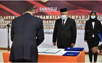Wujudkan Reformasi Birokrasi, Bawaslu Lantik 257 Pejabat Fungsional dan Administratif