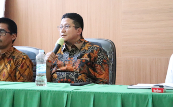 Prof. Muhammad Berkunjung ke Kantor Bawaslu Sidrap